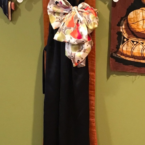 TED BAKER HALTER DRESS XS (model is a 0-2) - Picture 15 of 16